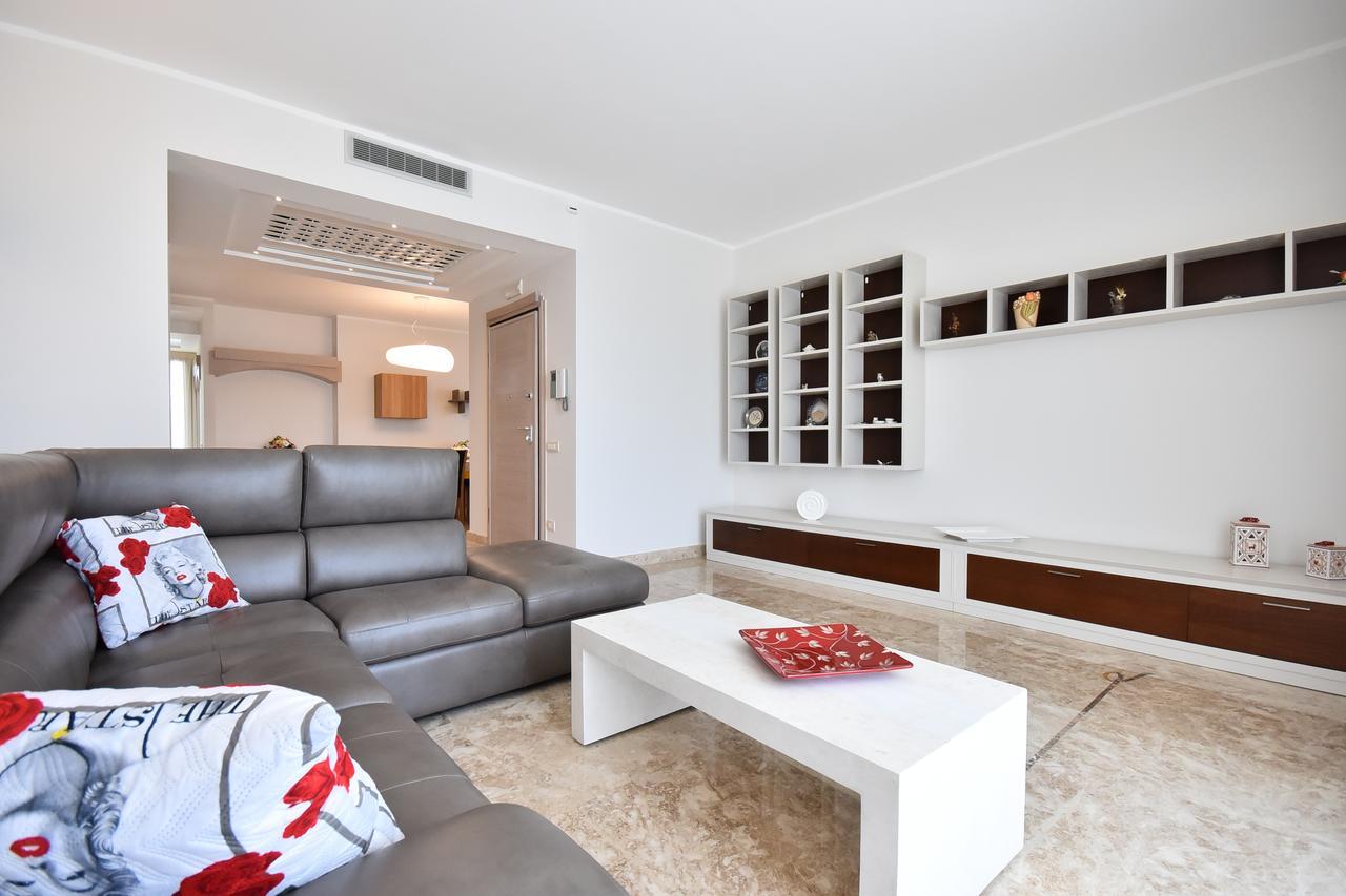 Villa Luigia Luxury Relais กัลลีโปลี ภายนอก รูปภาพ